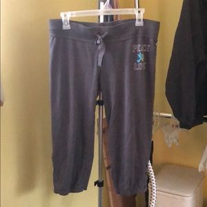 Kohl’s Capri Sweat Pants 👖